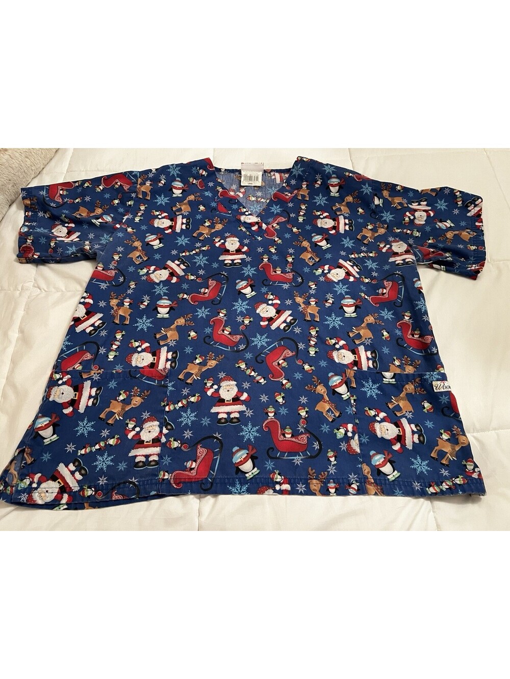 UA Scrubs LARGE Christmas Santa Print Scrub Top Blue Red Cotton Polyester